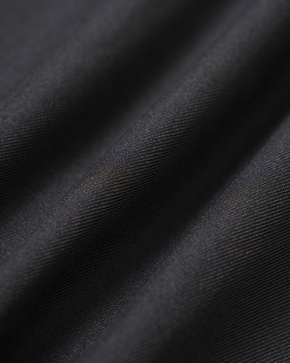 Vestido midi evasê com cinto — Preto