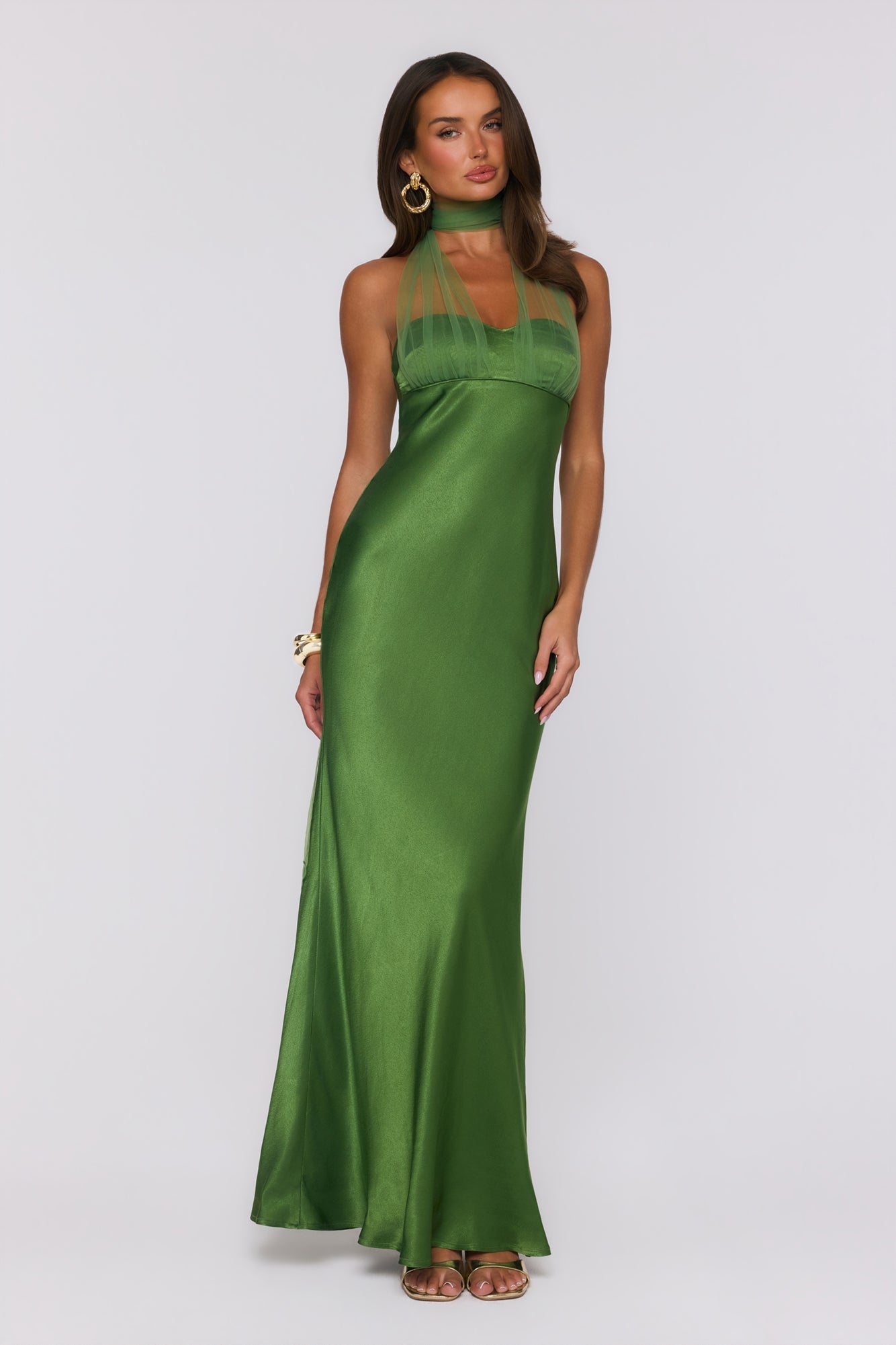 Étoile Club — Vestido maxi de cetim com decote halter (Verde)