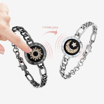[White Heart Gift Packaging] Sun&Moon Touch Bracelets with Figaro Chain (Black+Silver)