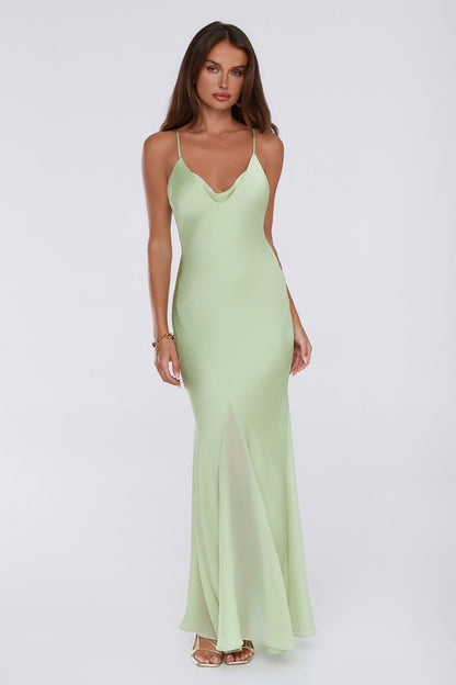 Vestido longo de cetim alta-costura para festa — verde