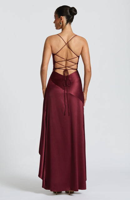 Vestido Longo Samira - Cereja Laqueada