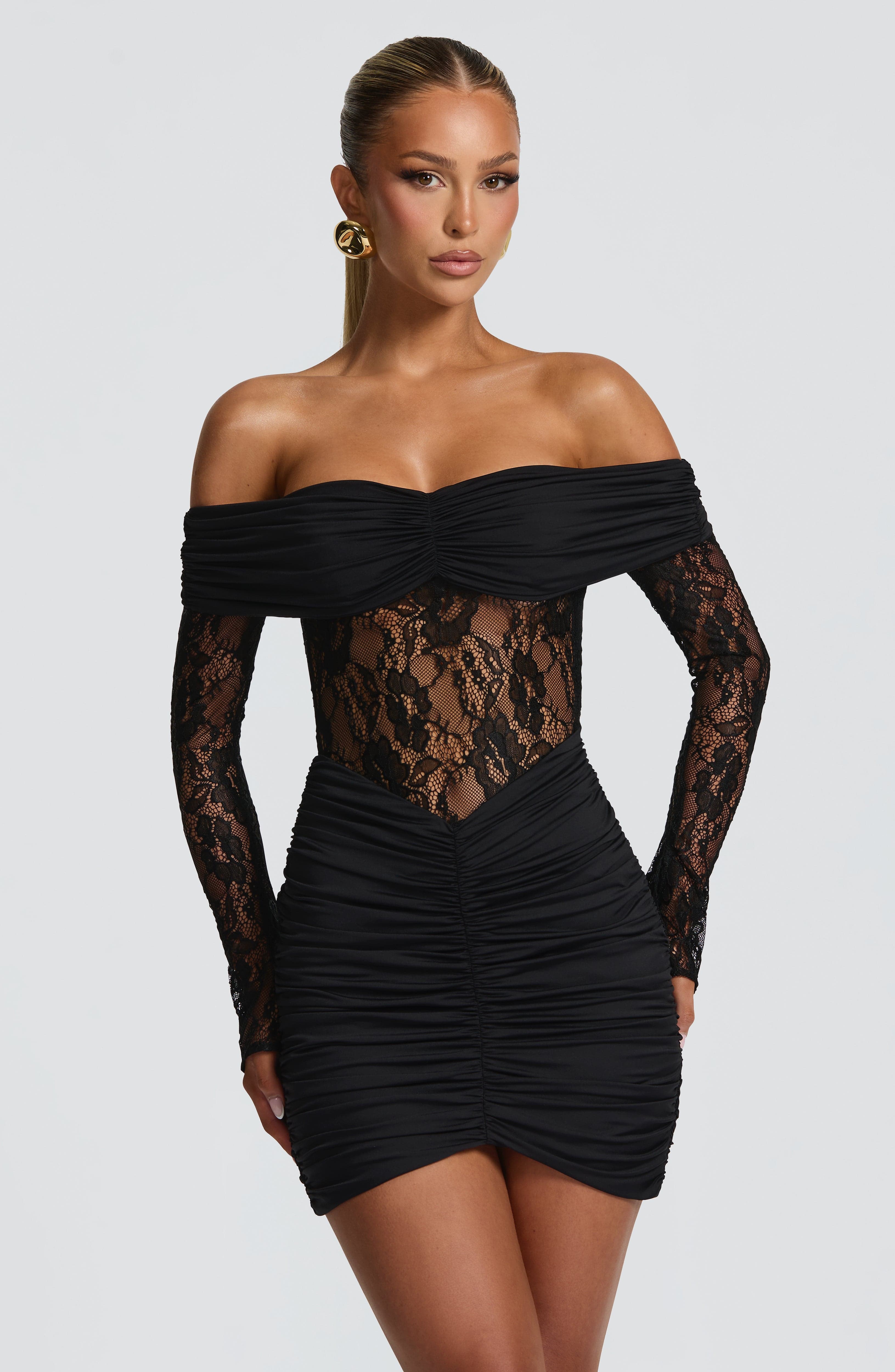Vestido Curto Sauline - Preto