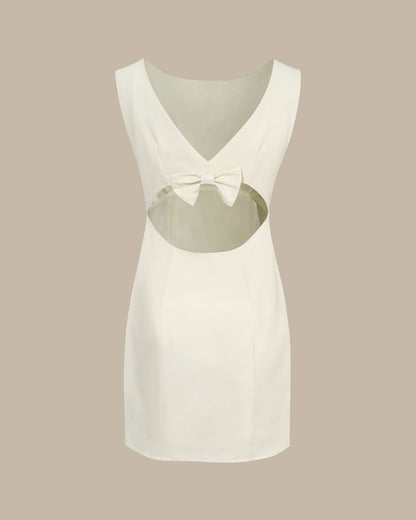 Vestido mini com decote canoa e laço nas costas — Bege