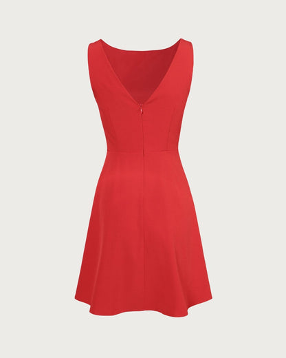 Vestido mini vermelho com decote canoa e cintura alta