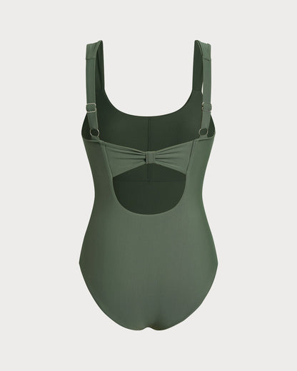 Maiô inteiro verde com decote em U e efeito modelador na barriga
