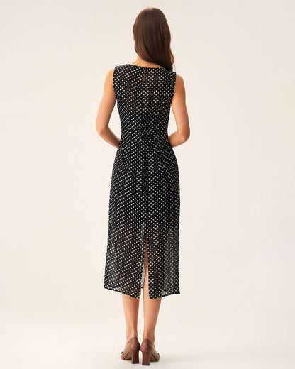 Vestido midi preto com estampa de poá e decote canoa
