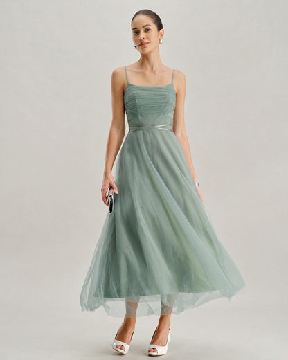 Vestido midi slip fluido em tule verde