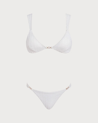 Conjunto de biquíni branco com top bralette texturizado e decote em V