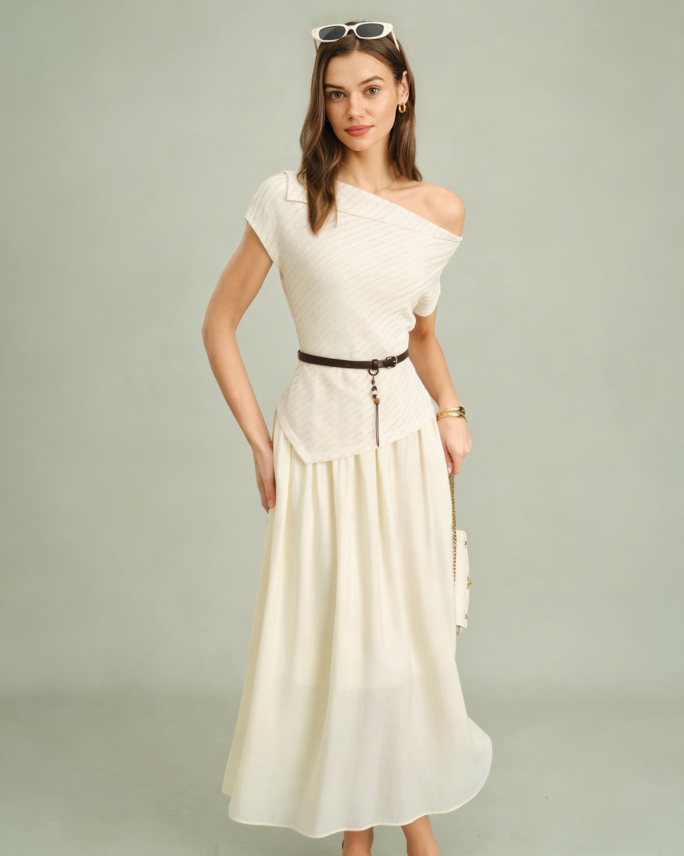 Vestido midi damasco com decote canoa e cinto