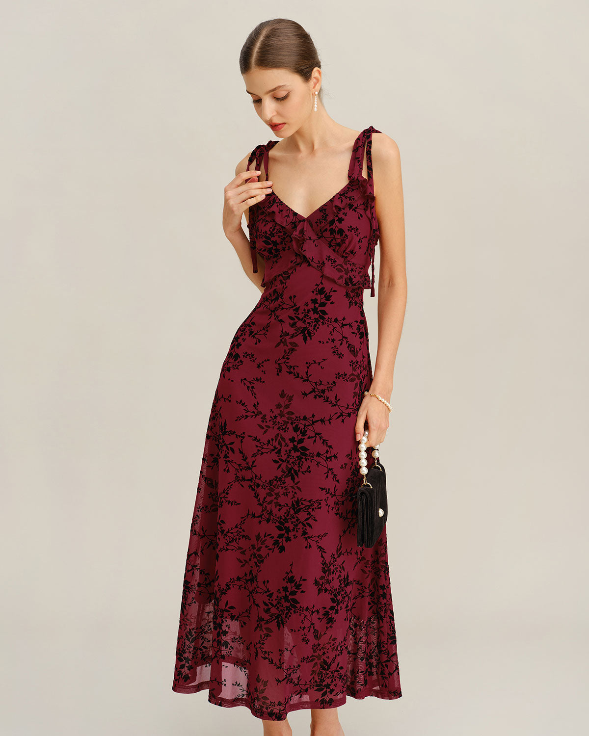 Vestido slip midi floral vermelho com babados