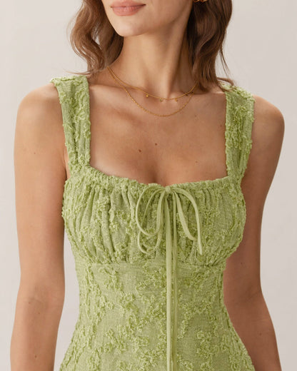 Mini vestido floral em tule verde