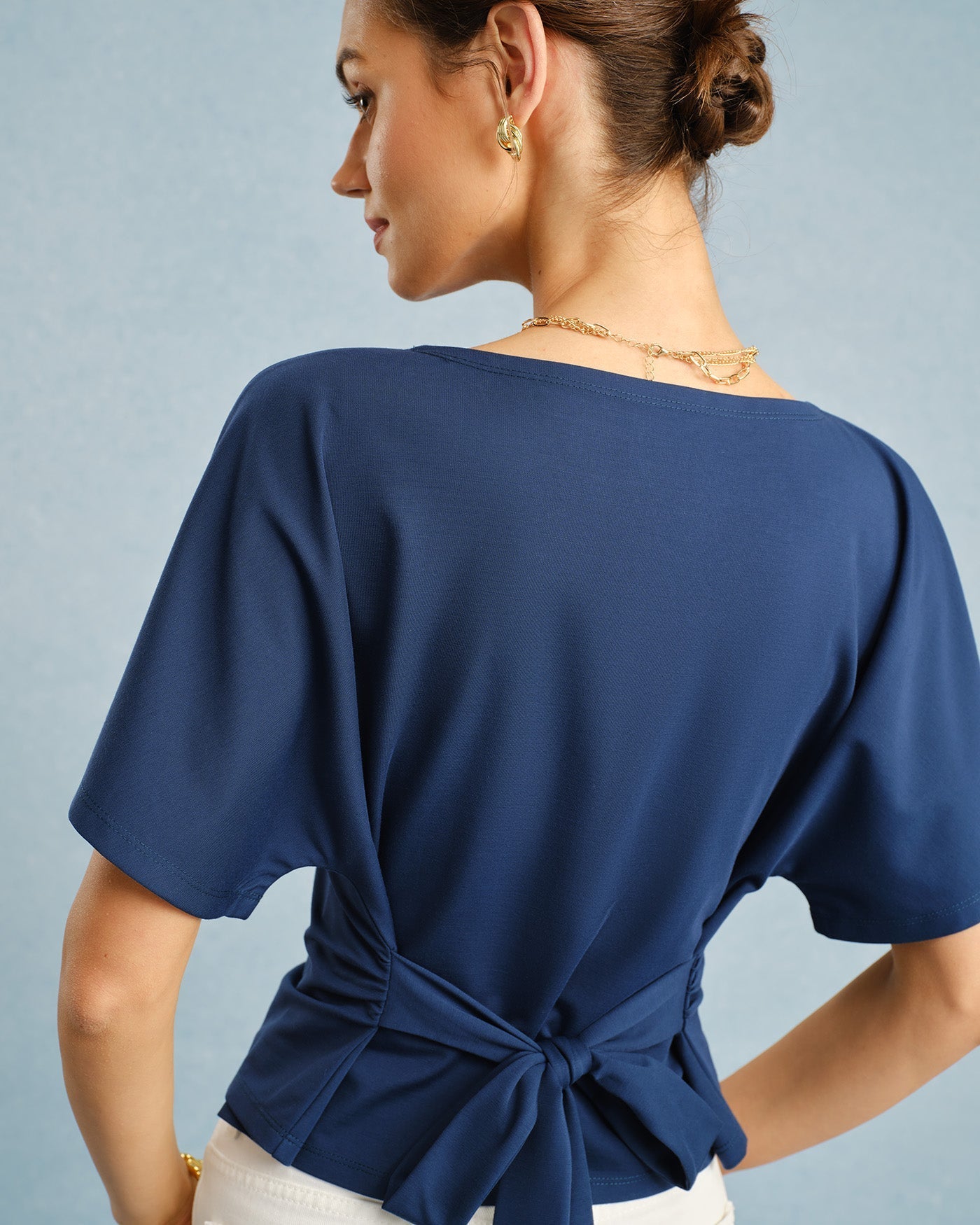 Camiseta gola canoa com amarração — Azul