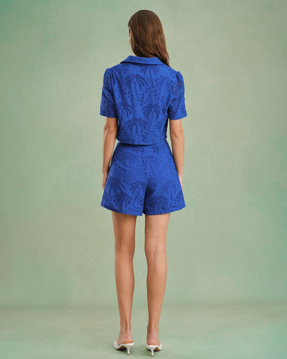 Blusa Azul Texturizada com Gola Abotoável