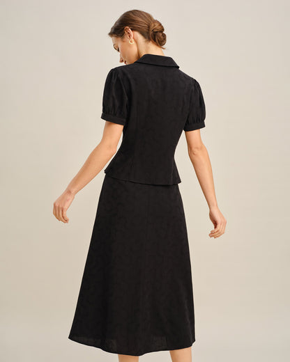 Blusa preta com gola bordada e botões