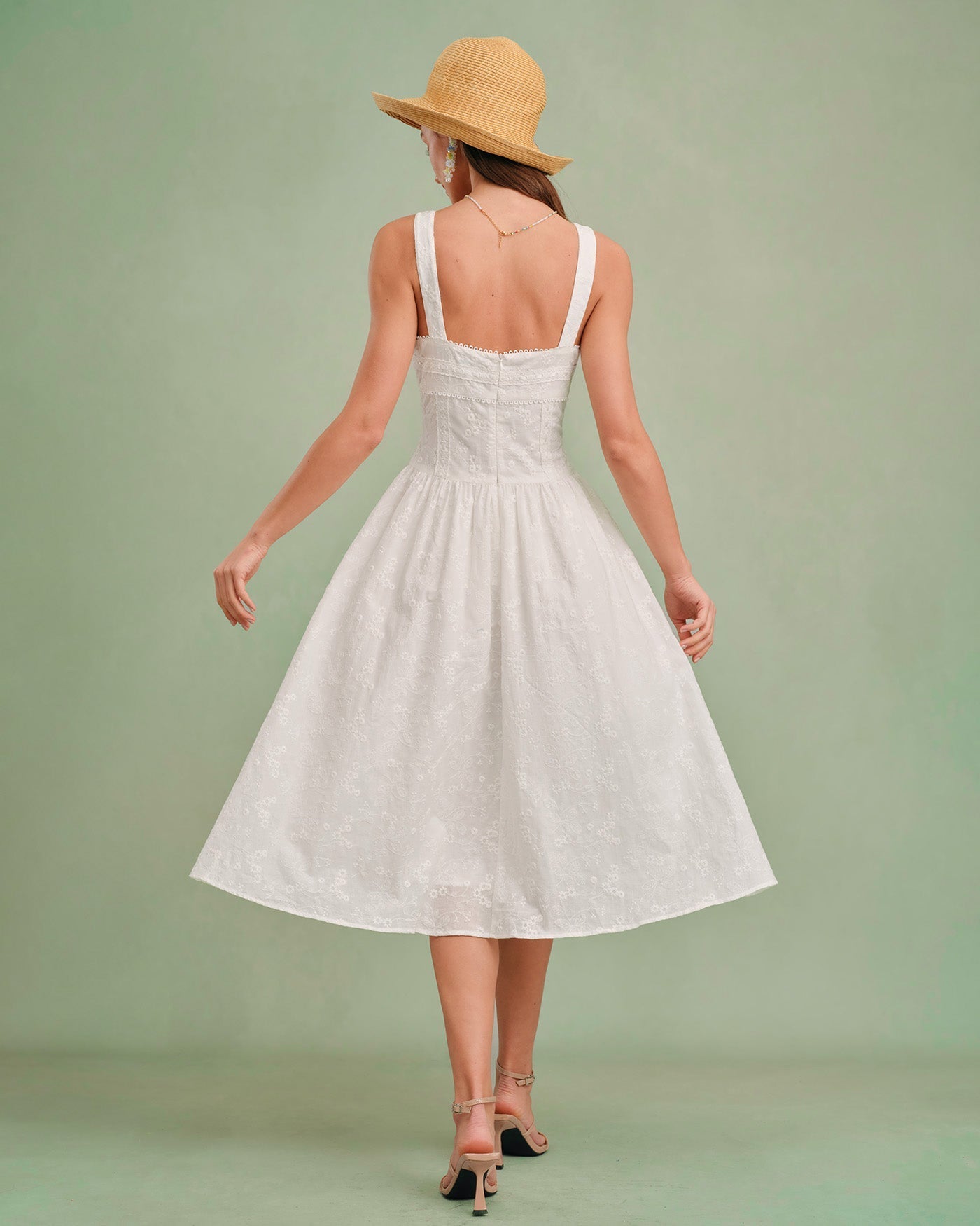Vestido slip midi com decote quadrado — Branco