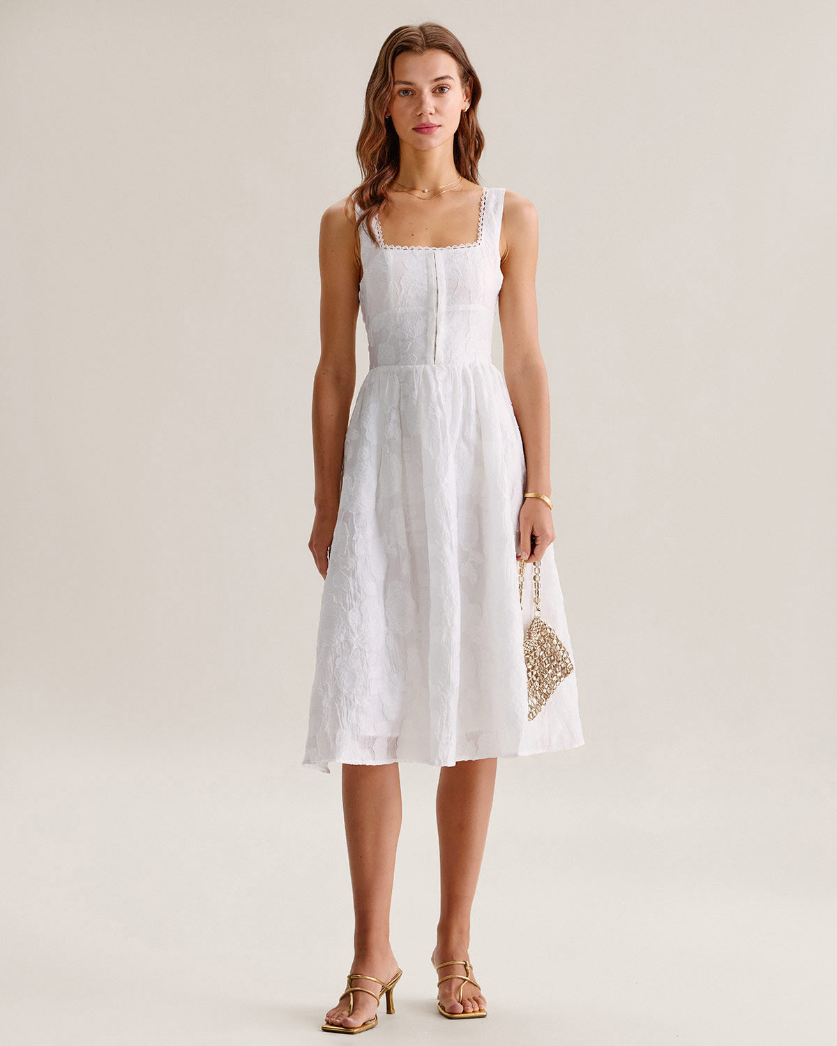 Vestido slip midi em jacquard branco com franzidos