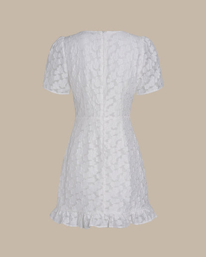 Mini vestido jacquard branco com decote em V