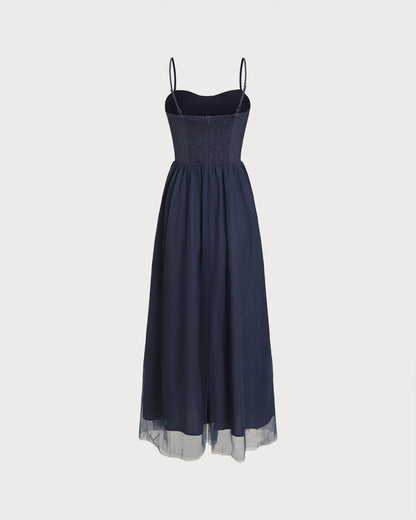 Vestido slip longo azul com franzidos e caimento fluido