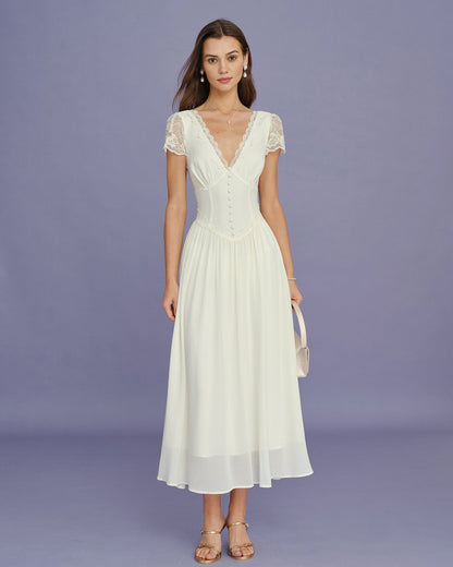 Vestido longo damasco com decote em V e recortes em renda