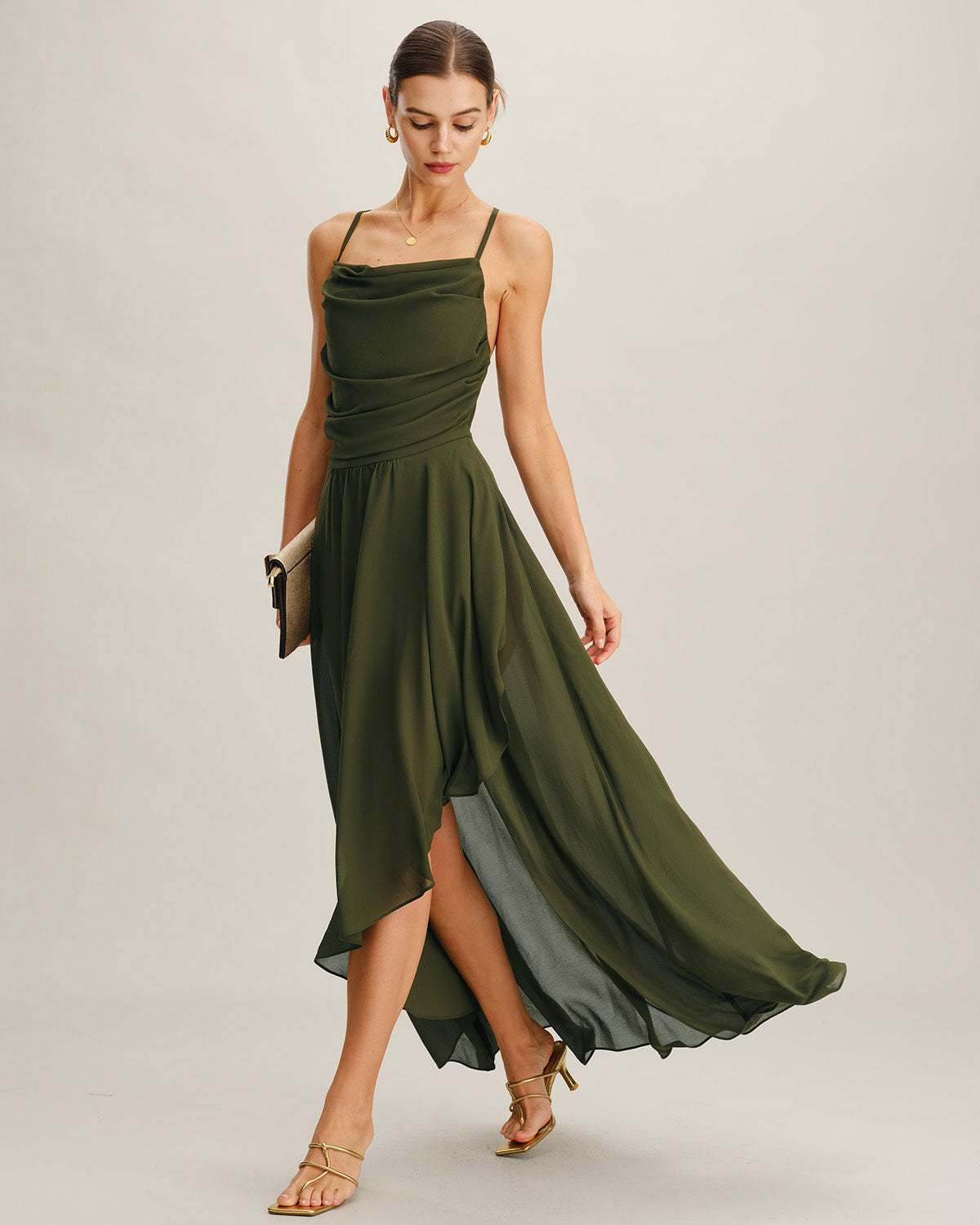Vestido maxi slip em chiffon verde, corte em A