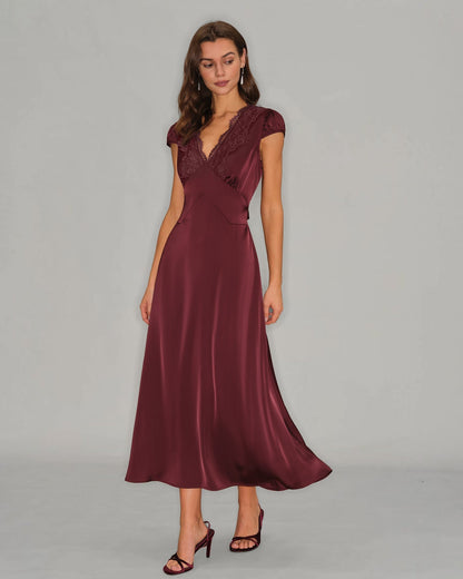Vestido longo em renda com decote em V — Vinho