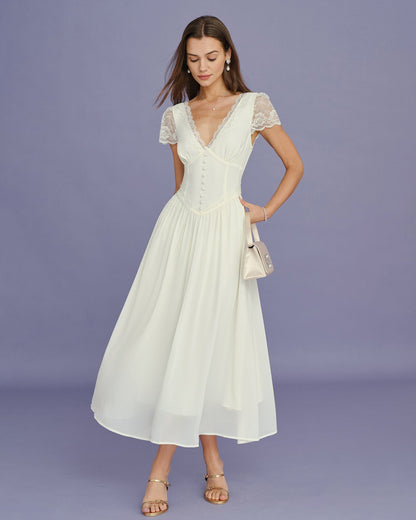 Vestido longo damasco com decote em V e recortes em renda
