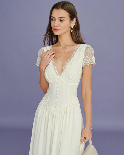 Vestido longo damasco com decote em V e recortes em renda