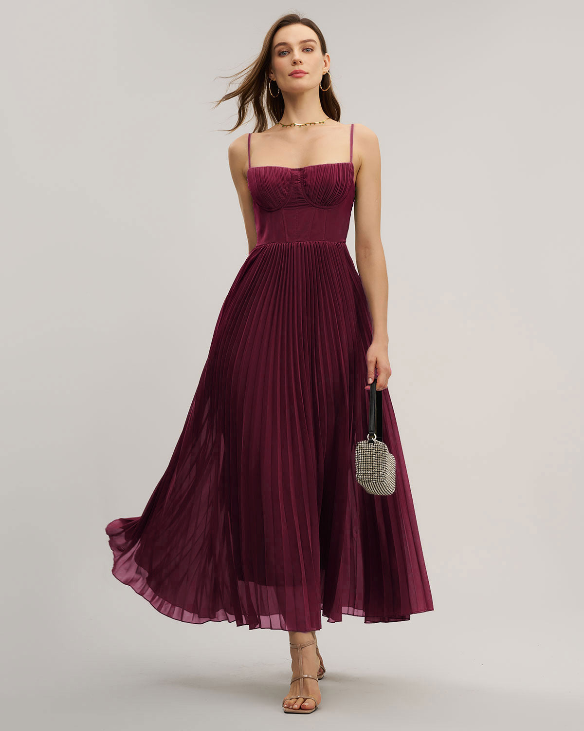 Vestido Longo Fluido com Decote Coração — Vinho