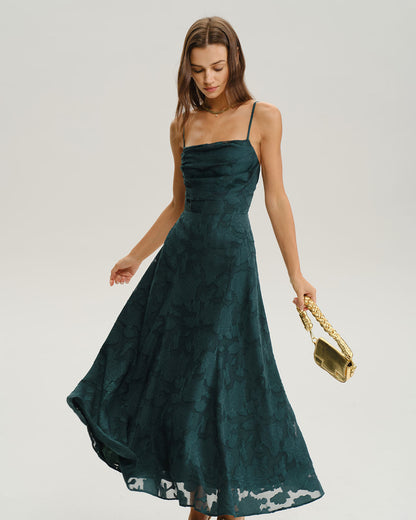 Vestido longo evasê estilo slip em jacquard verde