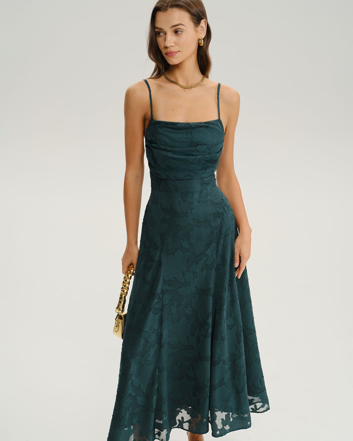 Vestido longo evasê estilo slip em jacquard verde
