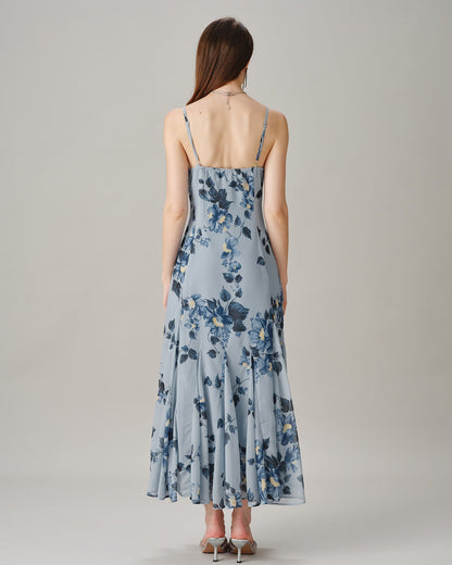 Vestido longo sem mangas em chiffon floral azul