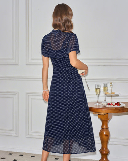 Vestido midi estilo slip com estampa de poás e gola azul
