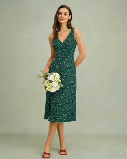 Vestido midi floral verde com decote em V
