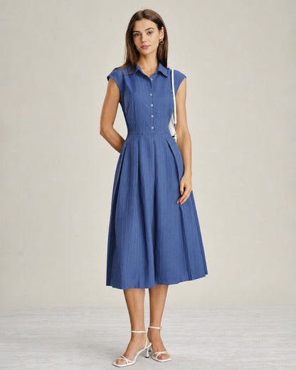 Vestido midi com gola azul e botões frontais