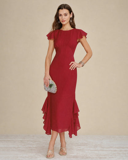 Vestido midi vermelho liso com decote canoa e babados