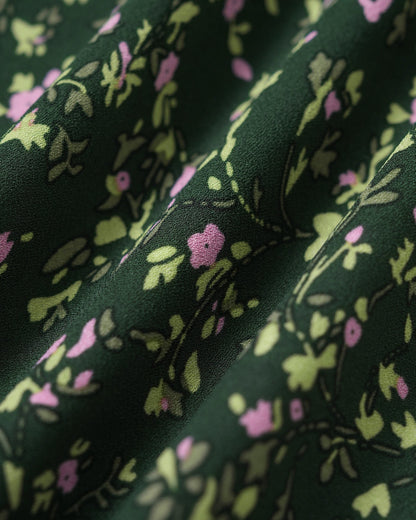 Vestido midi floral verde com decote em V