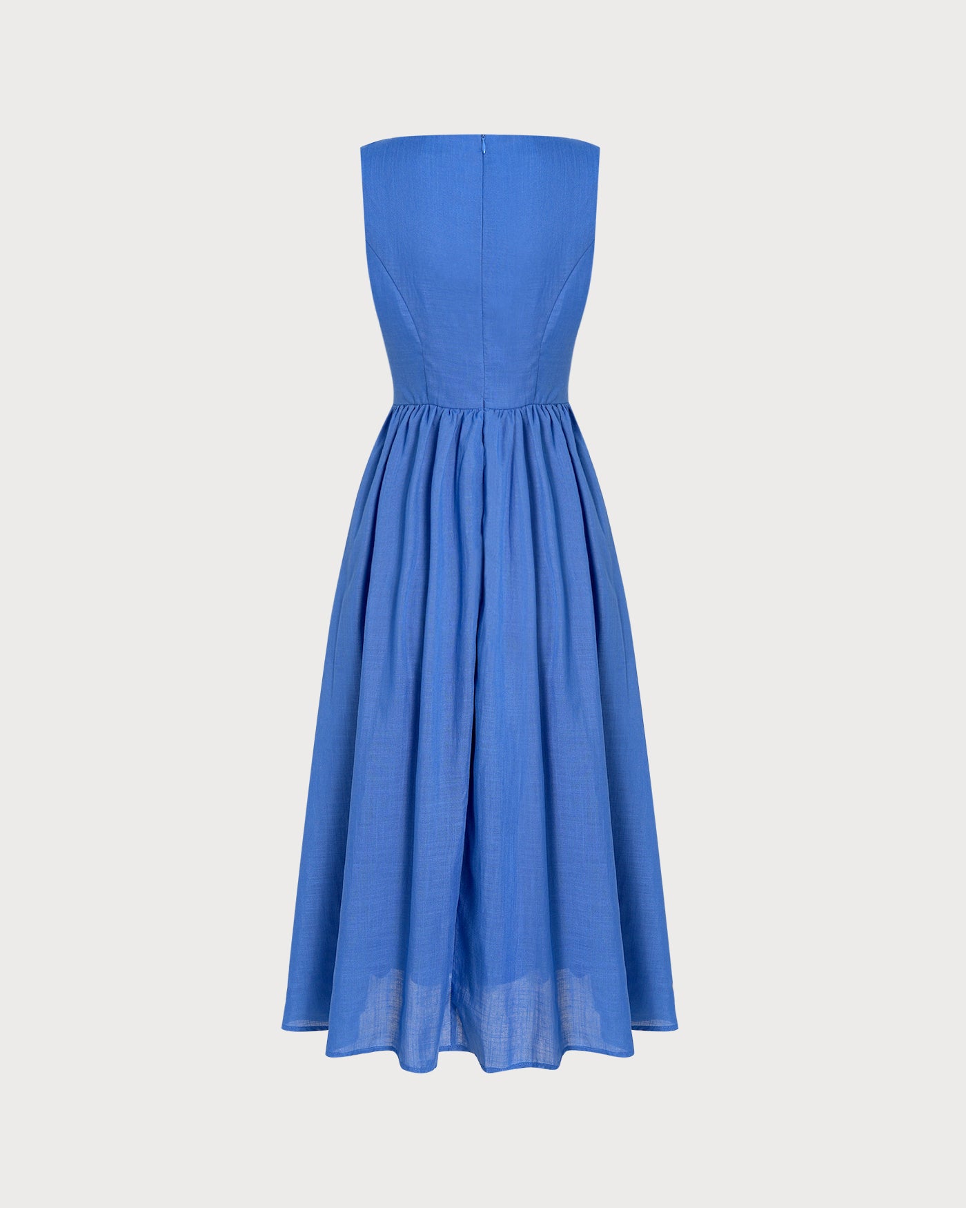 Vestido midi azul com decote quadrado, detalhe em amarração e bolsos
