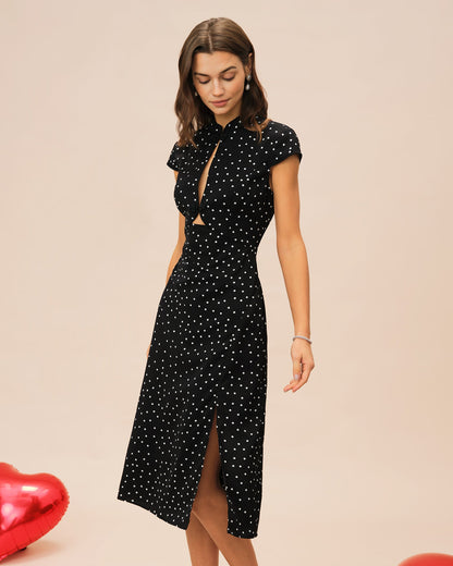 Vestido midi preto com estampa de poá e gola mandarim