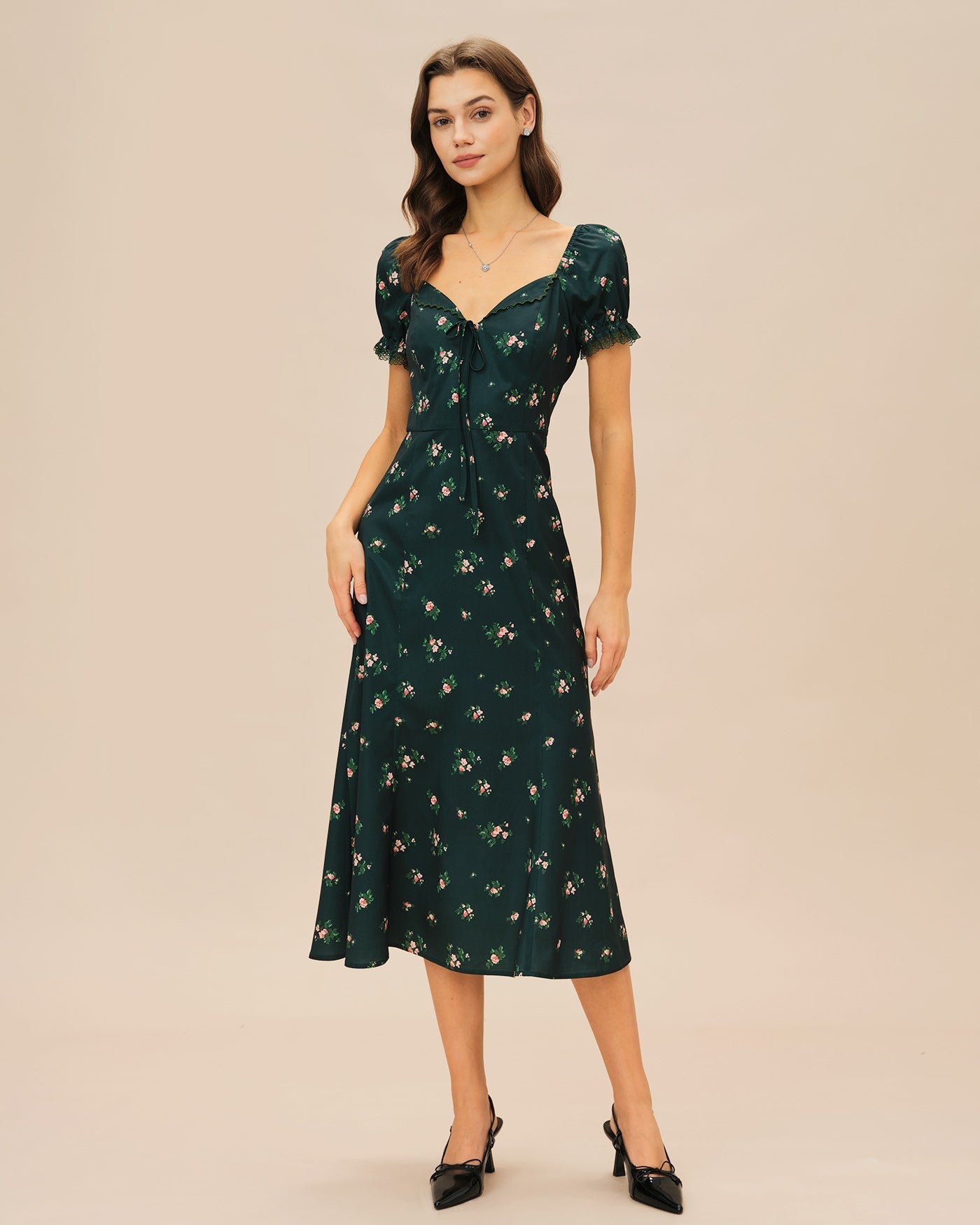 Vestido midi floral com mangas bufantes — Verde