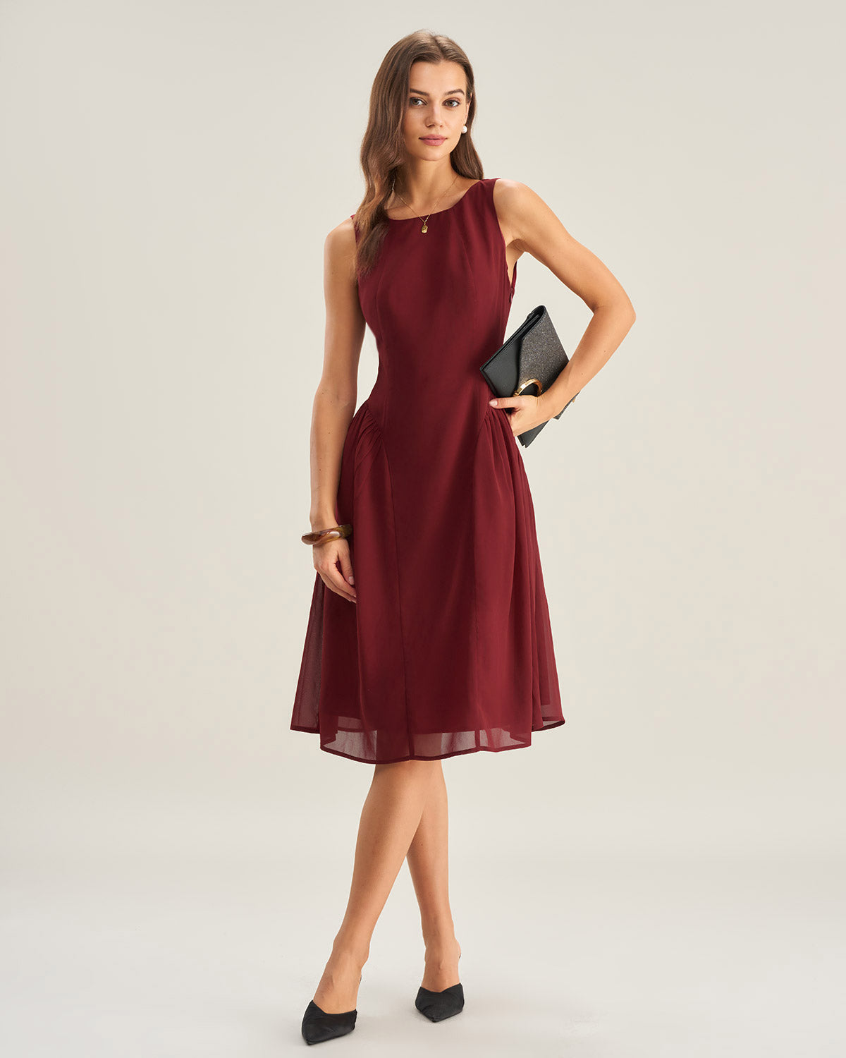 Vestido midi de chiffon sem mangas — vinho
