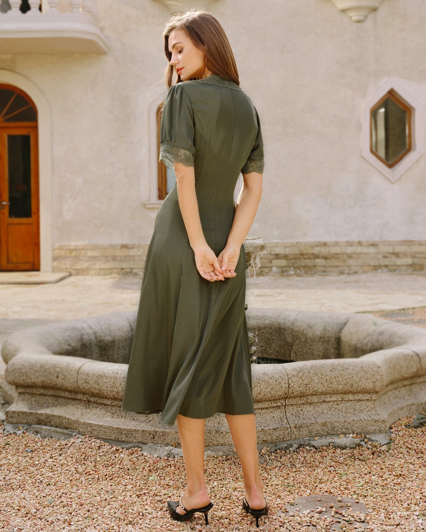 Vestido Midi de Cetim com Renda — Verde