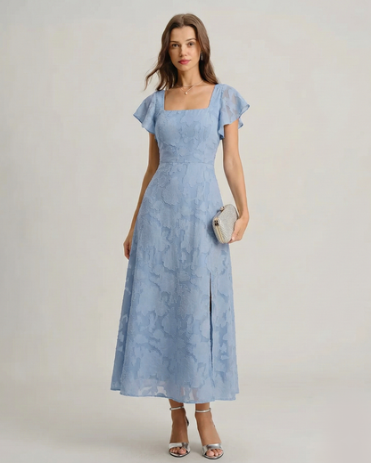 Vestido midi azul floral com decote quadrado