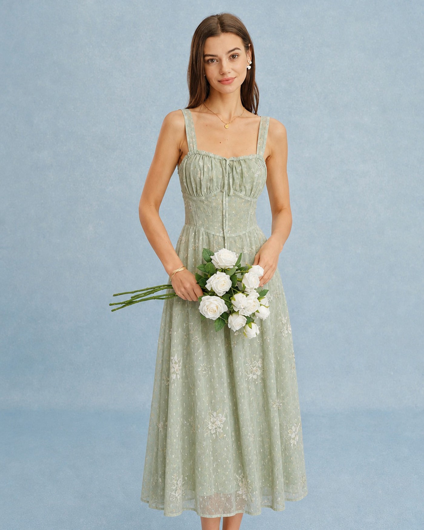 Vestido midi slip em jacquard verde com corte evasê