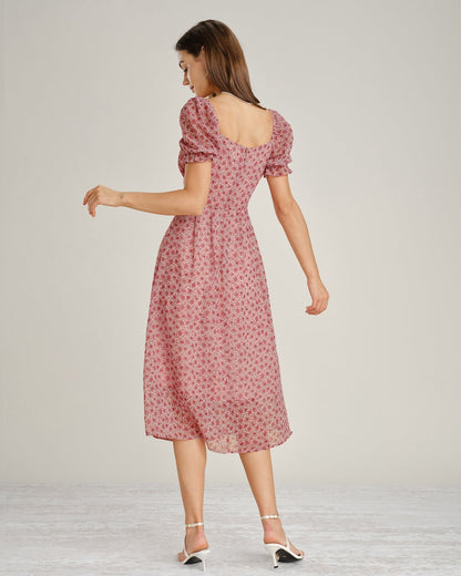 Vestido midi rosa em chiffon com decote quadrado e estampa floral