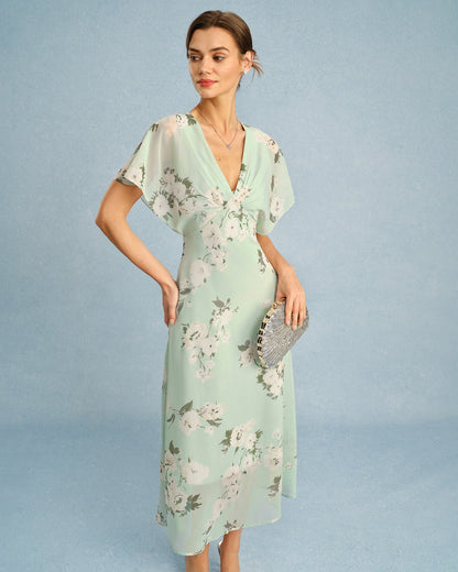 Vestido midi floral em chiffon com decote V — Verde