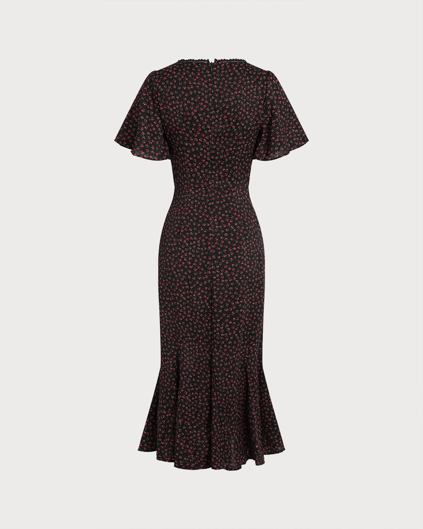 Vestido midi floral preto com decote quadrado e mangas borboleta