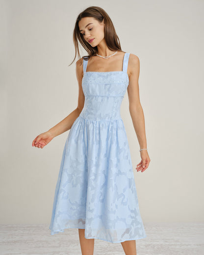 Vestido midi azul com decote quadrado e jacquard com renda