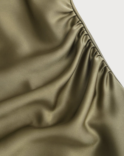 Vestido midi slip em cetim com decote canoa — Verde