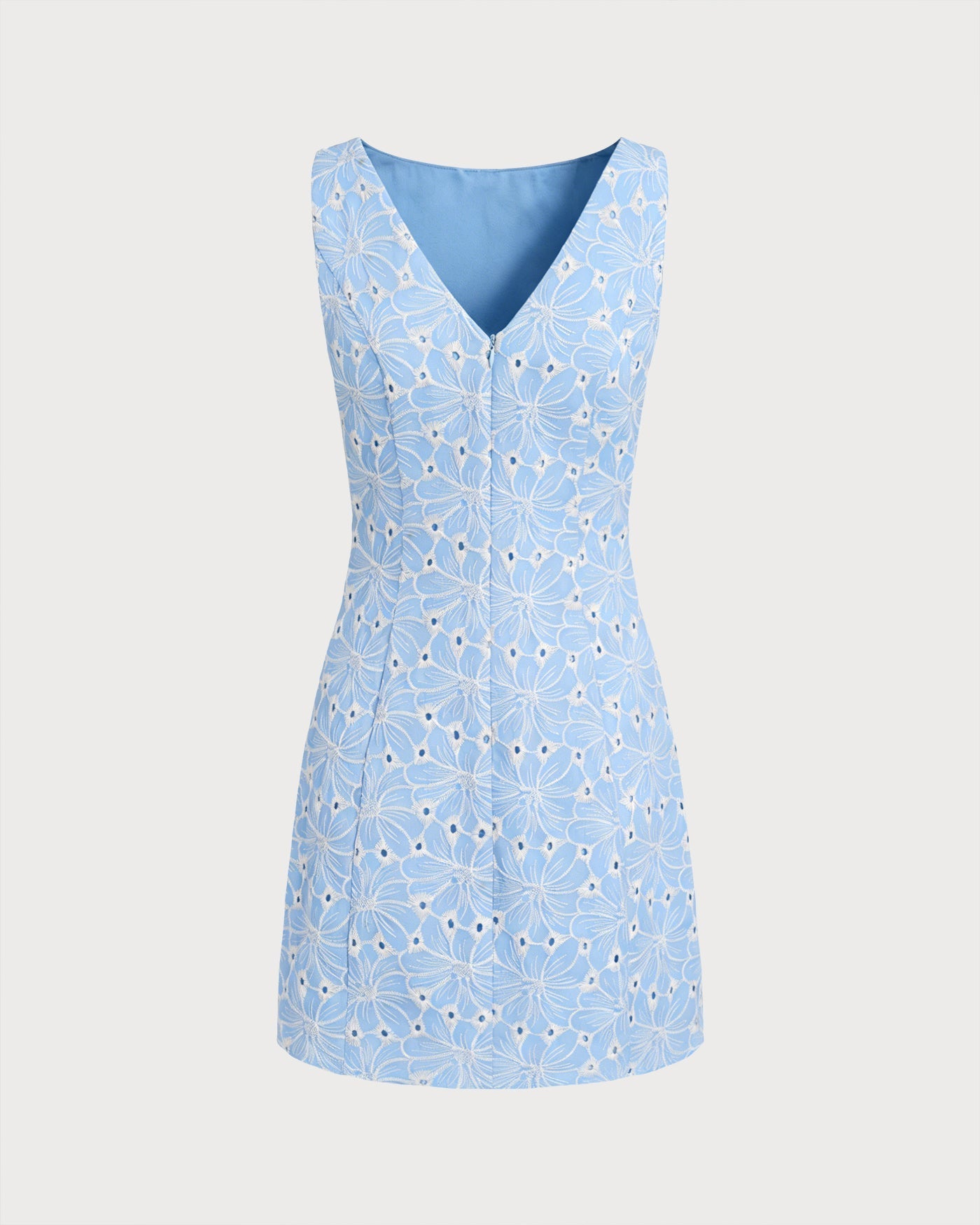 Vestido curto sem mangas com bordado azul