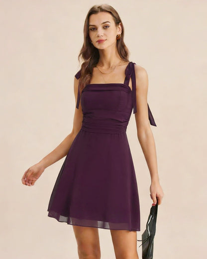 Vestido mini de chiffon roxo com alças de amarrar